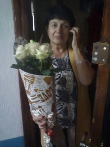 букет білих троянд