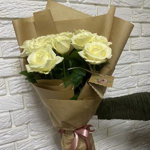 букет 11 белых роз фото