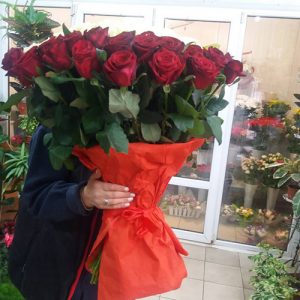 букет красных роз