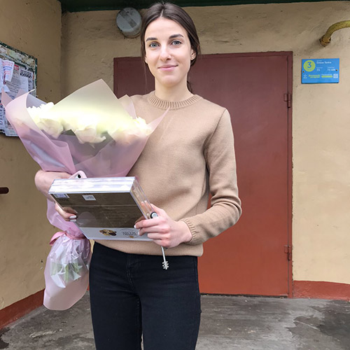 Букет 51 белая роза доставлен в Мариуполе