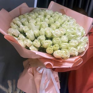 Букет белых роз на юбилей фото