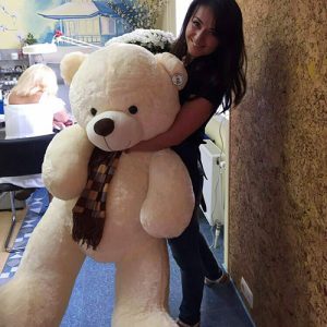 Мишка в рост человека фото