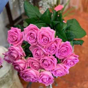 фото букета 15 троянд рожевого кольору сорт Аква
