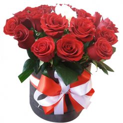 Фото товара Шляпная коробка "Неповторимая" в Шляпная коробка "Неповторимая"