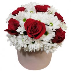 Товар «Капелюшна коробка "Подаруночок"» у Капелюшна коробка "Подаруночок" | від «Букетик 24» Фото товару Капелюшна коробка "Подаруночок" у Капелюшна коробка "Подаруночок"