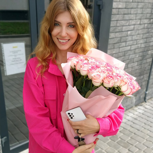 фото товара 25 розовых роз