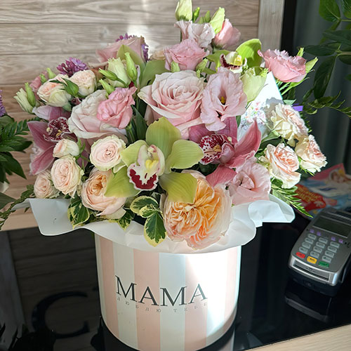 фото товару - Капелюшна коробка «Створюючи кохання»