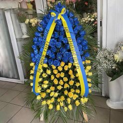 Товар «Вінок «Для героя»» у Вінок «Для героя» | від «Букетик 24» Фото товару Вінок «Для героя» у Вінок «Для героя»